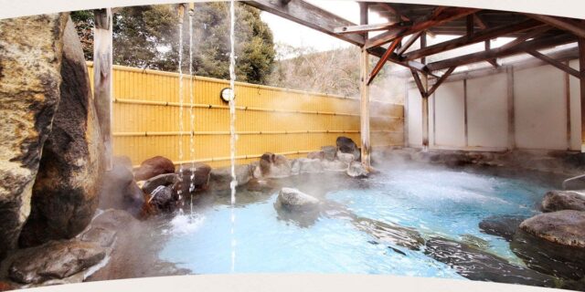 HAYATO箱根キャンプ場の温泉。箱根の湯
