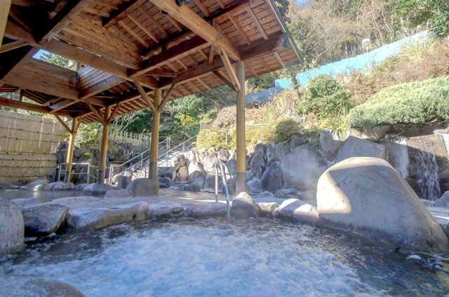HAYATO箱根キャンプ場の温泉。湯の里
