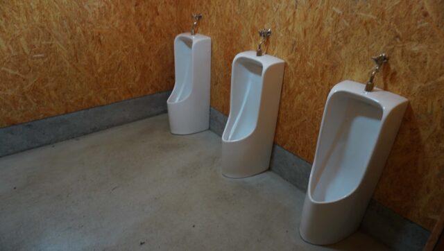 早稲沢浜キャンプ場のトイレ